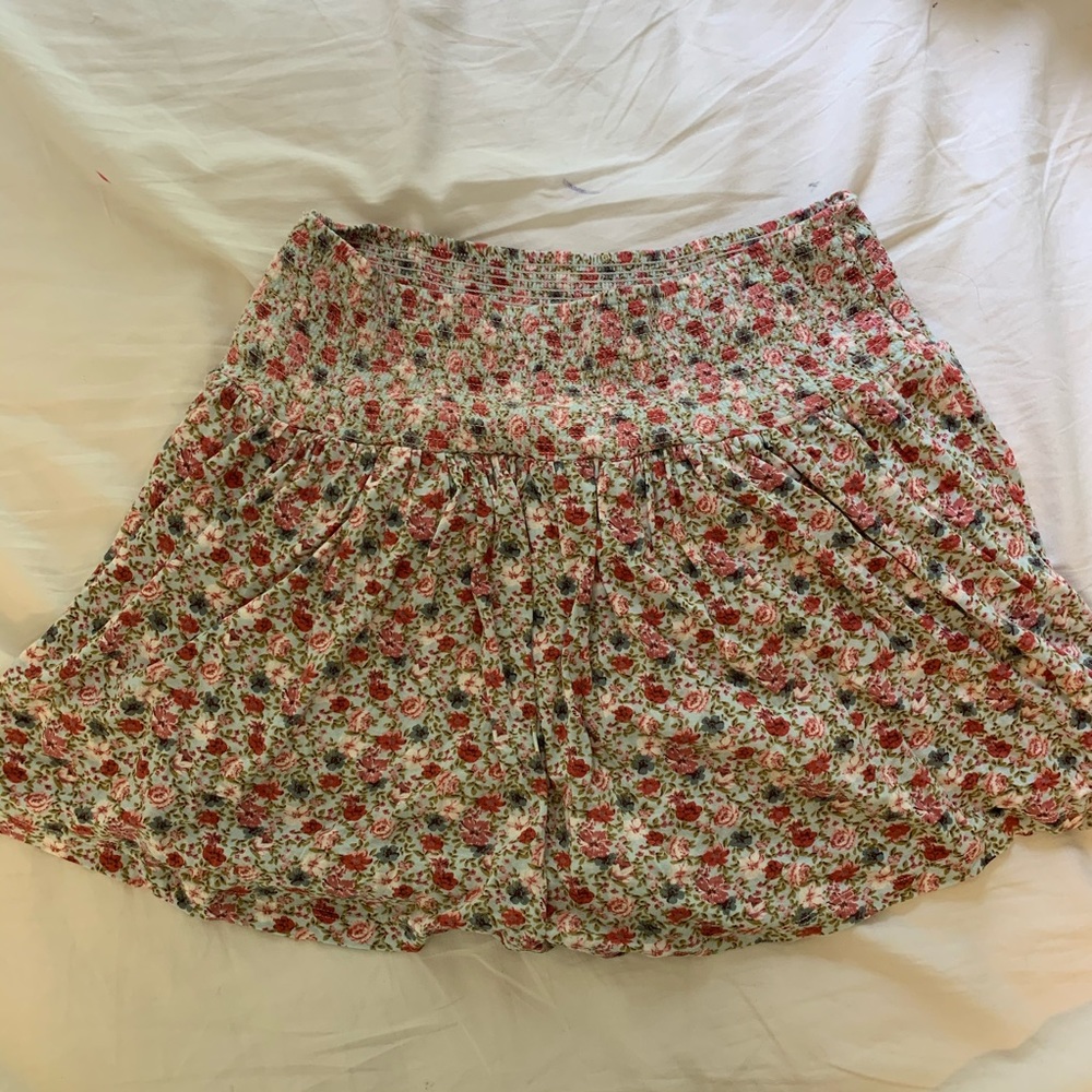 floral mini skirt🌷